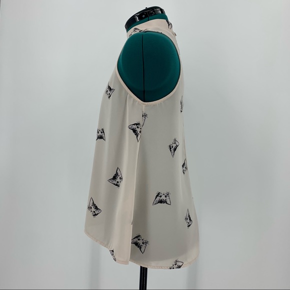 Everly Sleeveless Kitten Mock Neck Blouse, Small - Picture 7 of 16